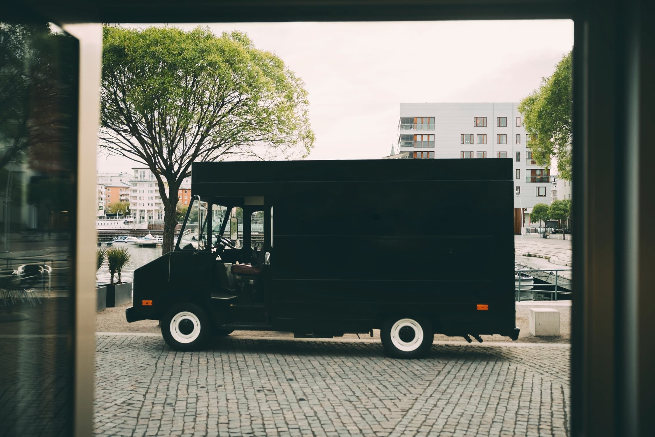 Kevin Ford, The Viral Burger King Employee Who Received A Goodie Bag For Never Missing Work For 27 Years, Buys A Food Truck With Donations From Supporters Kevin Ford, The Viral Burger King Employee Who Received A Goodie Bag For Never Missing Work For 27 Years, Buys A Food Truck With Donations From Supporters