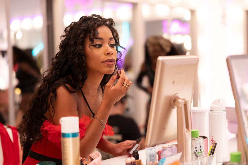 Outside Of The Villa, 'Love Island' Star 'Amaya Papaya' Has Her Career In Cardiac Nursing And Major Brands Waiting To Work With Her